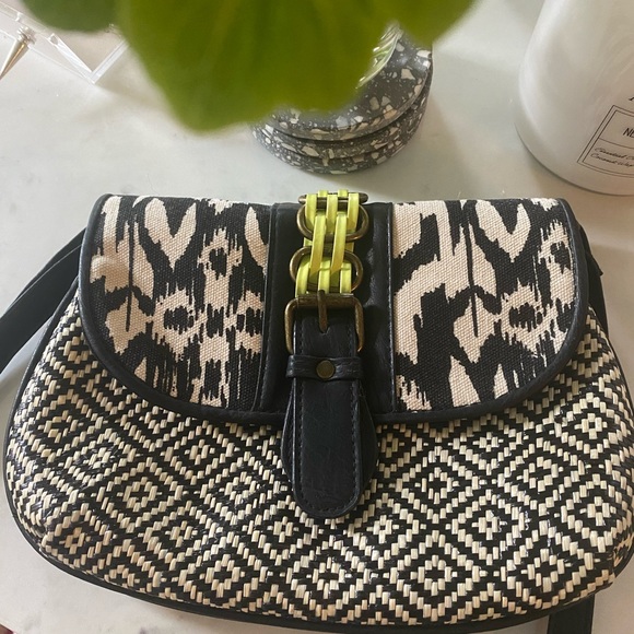 Mossimo Ikat Crossbody - Picture 3 of 5